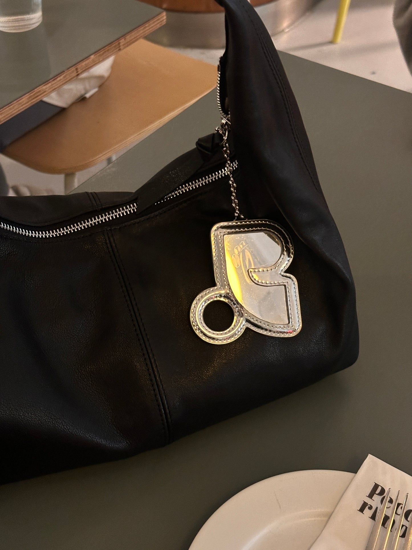 羊皮hobo bag