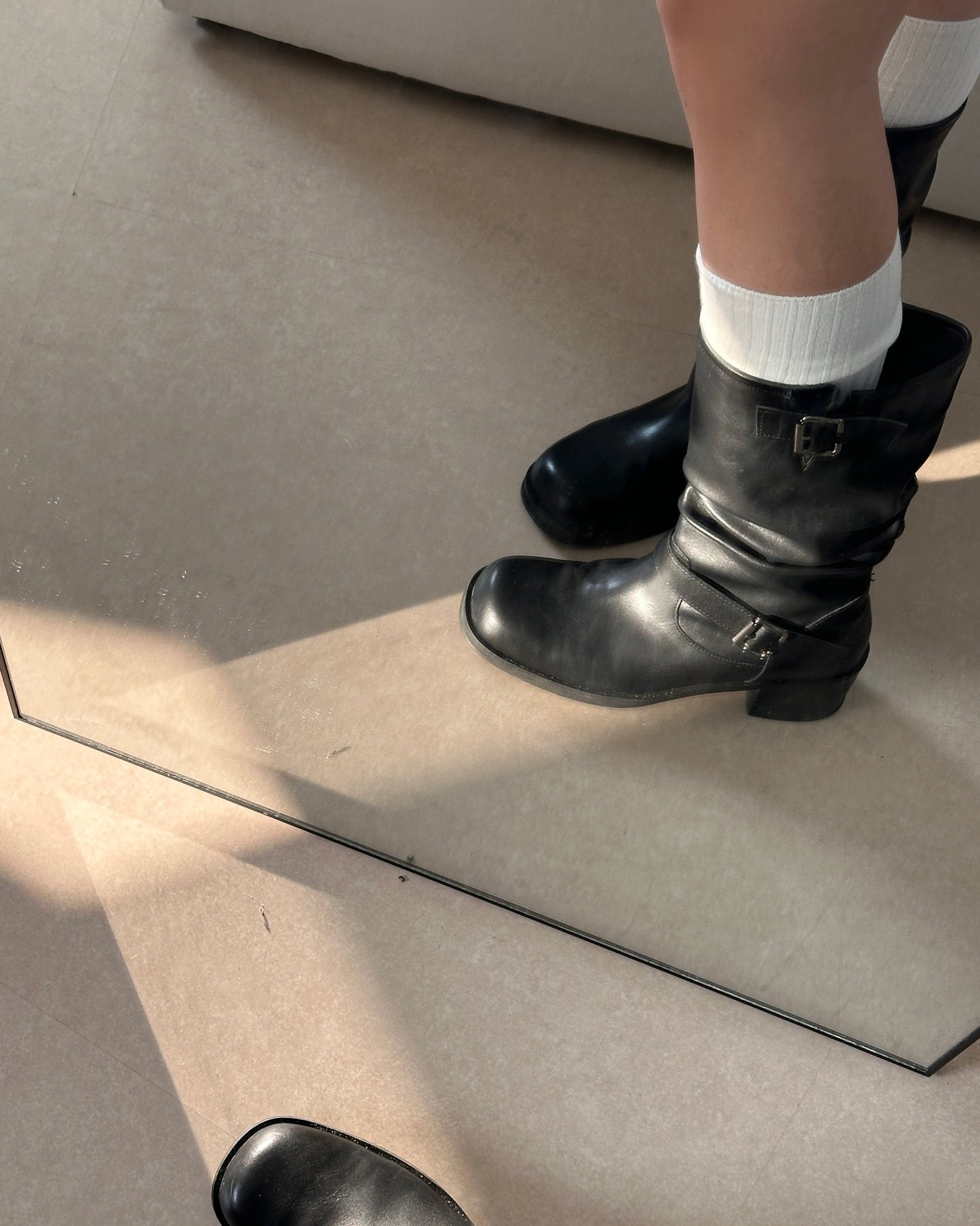 Pleated boots