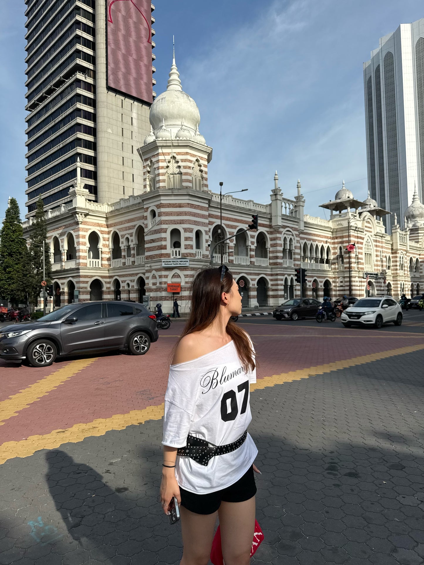 No.7 Off Shoulder Tee