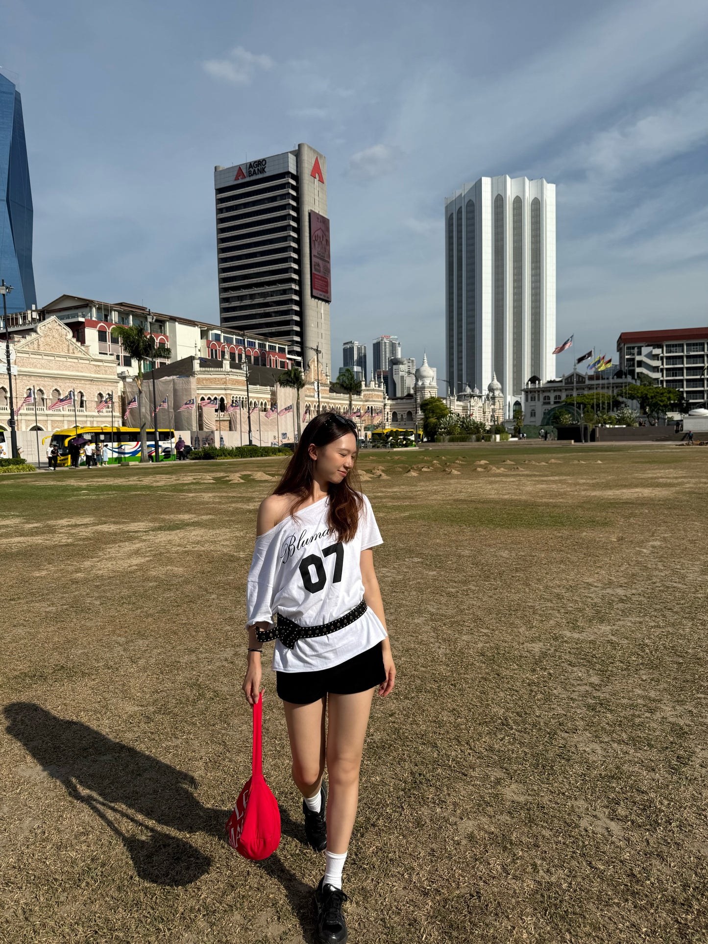 No.7 Off Shoulder Tee