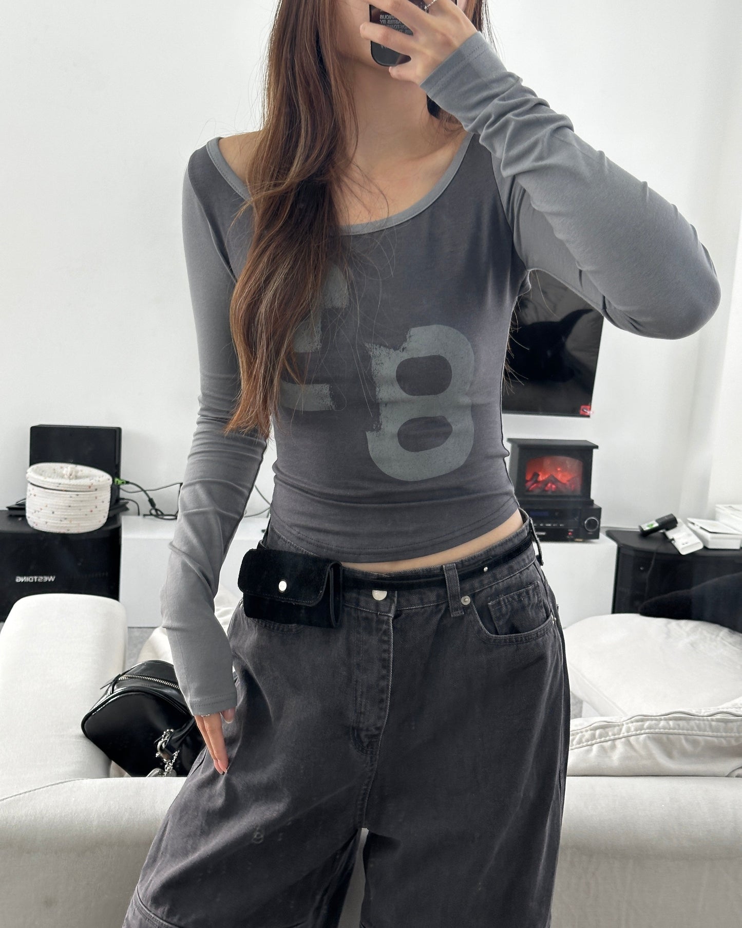 Number backless tee