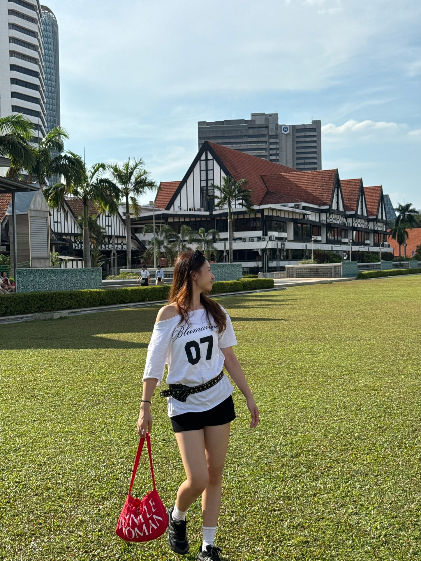 No.7 Off Shoulder Tee