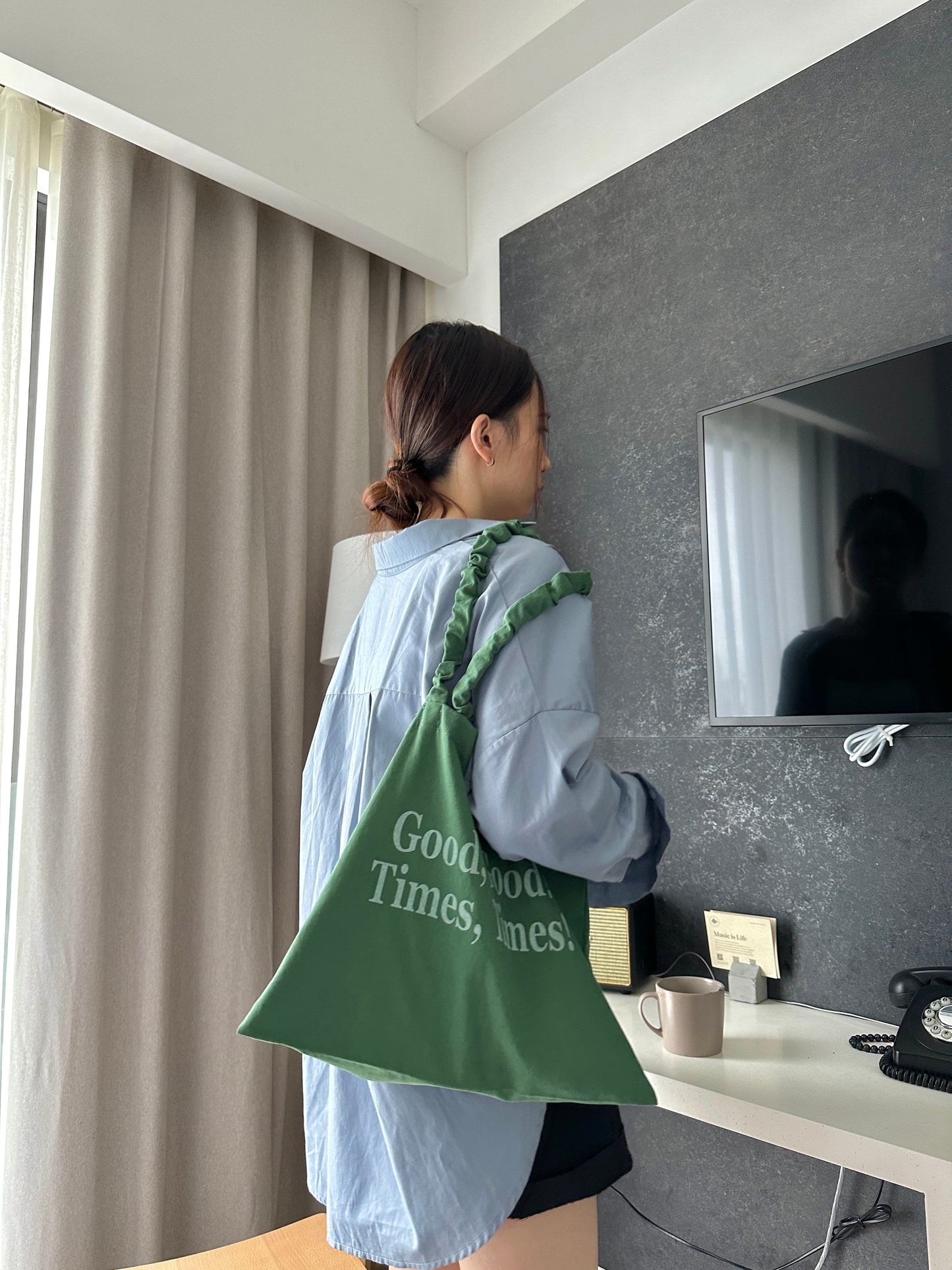 Two way tote bag