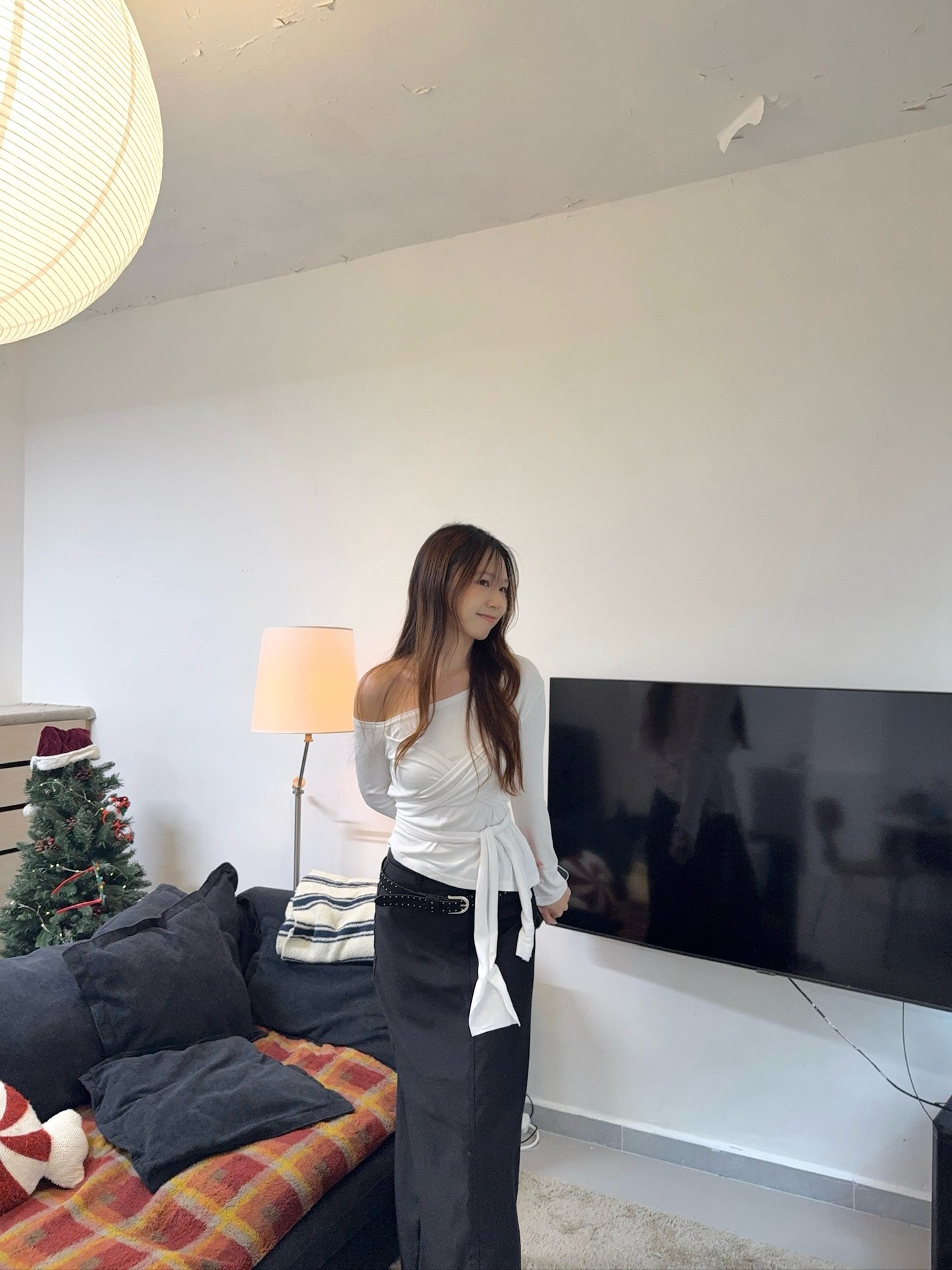 超親膚！Onni Off Shoulder Top