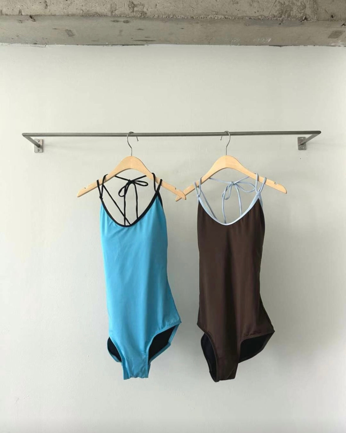 Contrast Halter Swimsuit