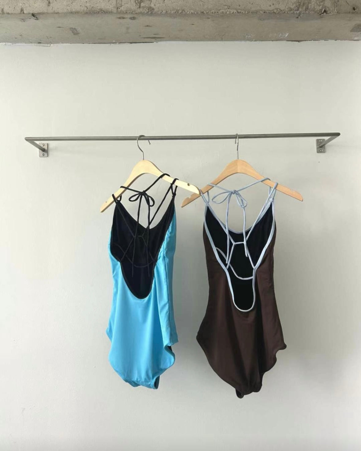 Contrast Halter Swimsuit