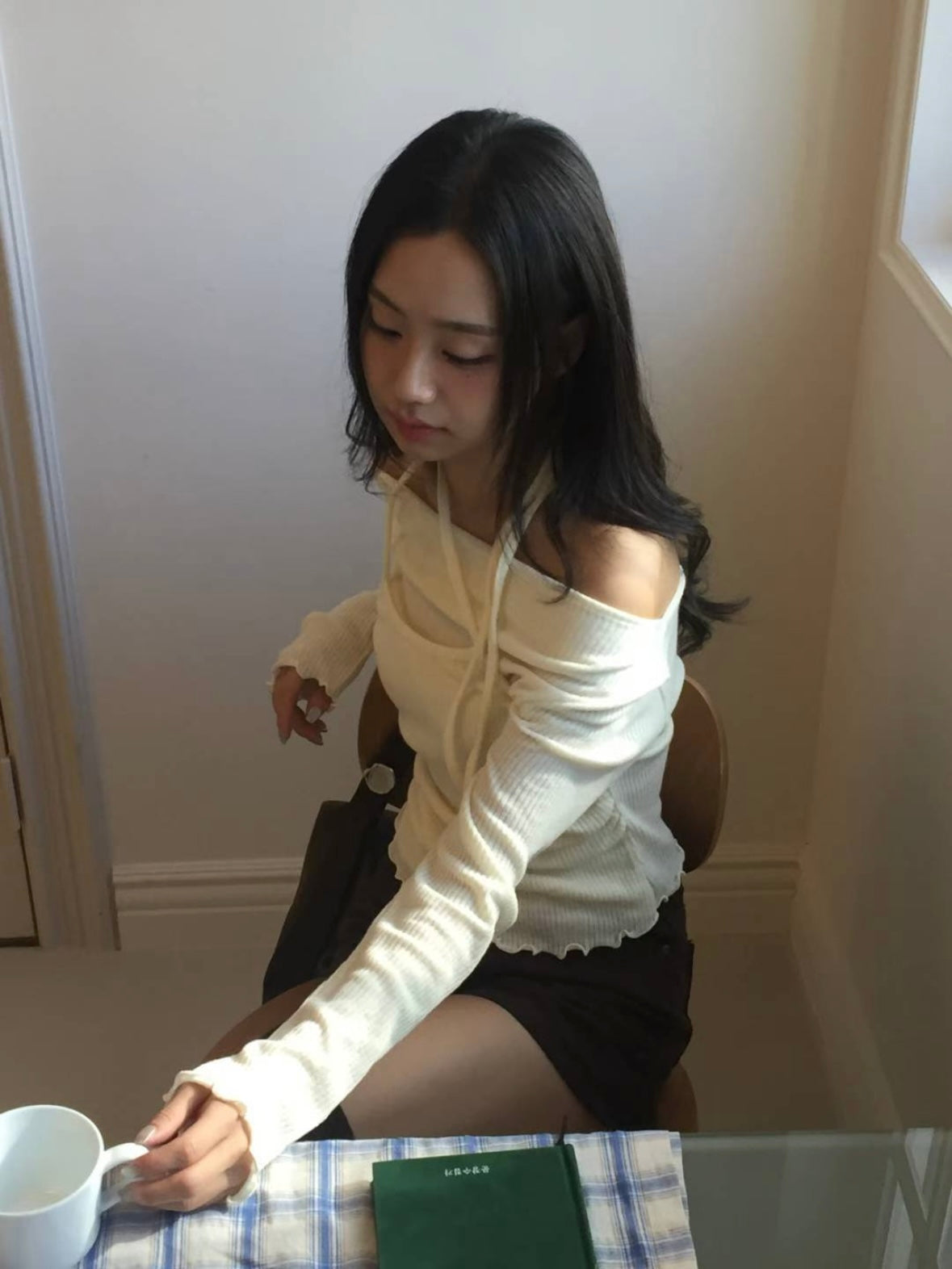 Off shoulder halter top set